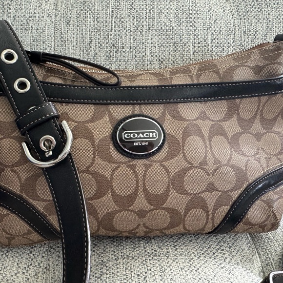 Coach Brown Coated Canvas Signature Shoulder Bag - Picture 1 of 7